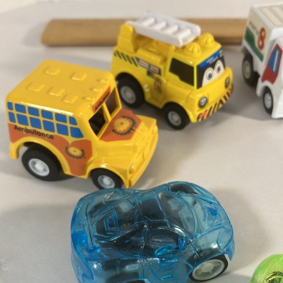 9 Back-up and Go Vehicles - Picture 4 of 7